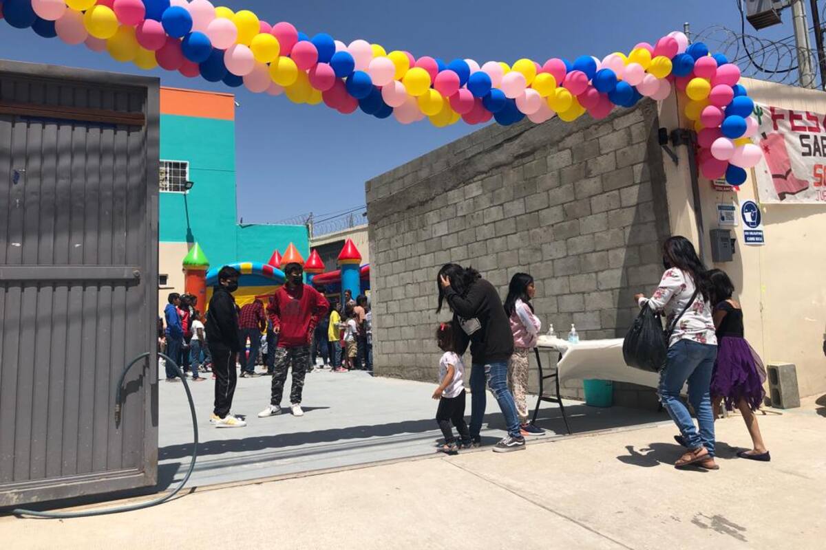 Festejan a los niños Casa Hogar Horizontes en Rosarito