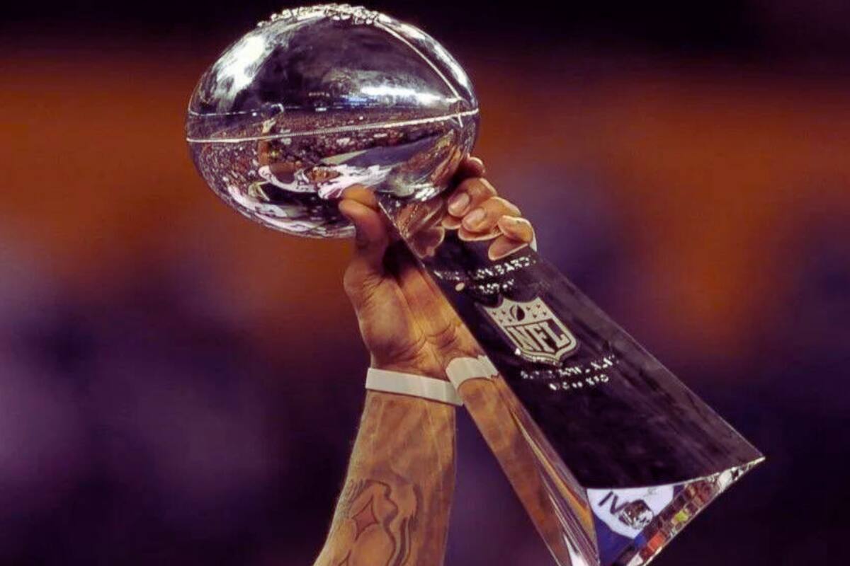 Descifrando el Precio del Trofeo del Super Bowl: ¿Cuánto cuesta el trofeo Lombardi realmente?
