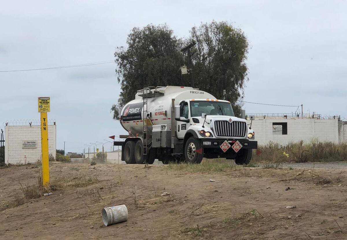 La planta abastecedora de Pemex fue liberada durante la noche del miércoles.