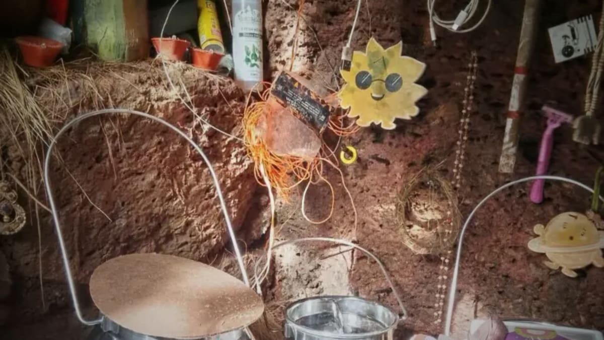 La mujer de 40 años tenía la cueva donde vivía con sus hijas decorada y convertida en todo un hogar. Foto: Nina Kutina vía BBC