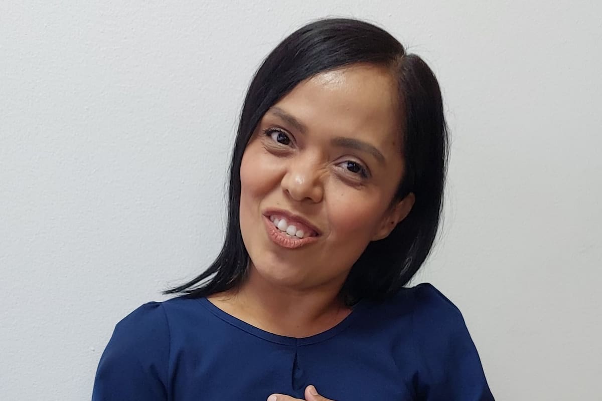 De baja estatura, pero gigante en talento: Mimy Martinez rompe barreras en la moda