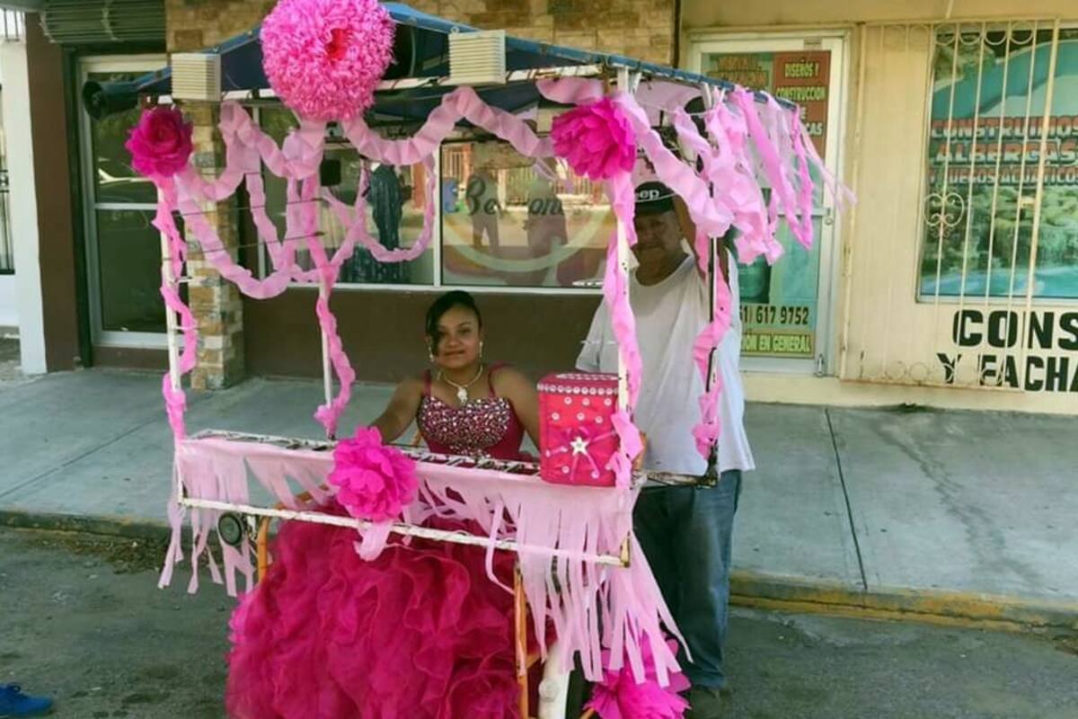 Amoroso padre pasea a su hija en triciclo de raspados por sus 15