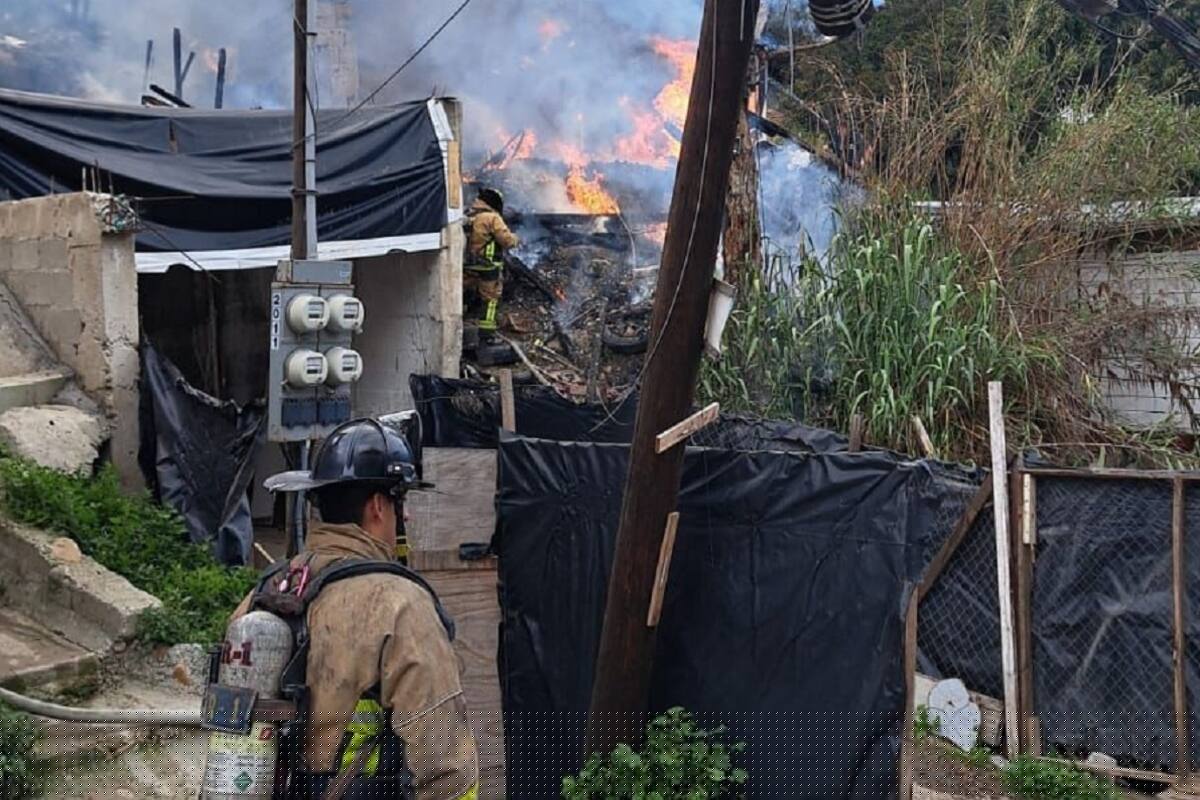Hombre resulta con quemaduras en incendio en el Ejido Maclovio Rojas