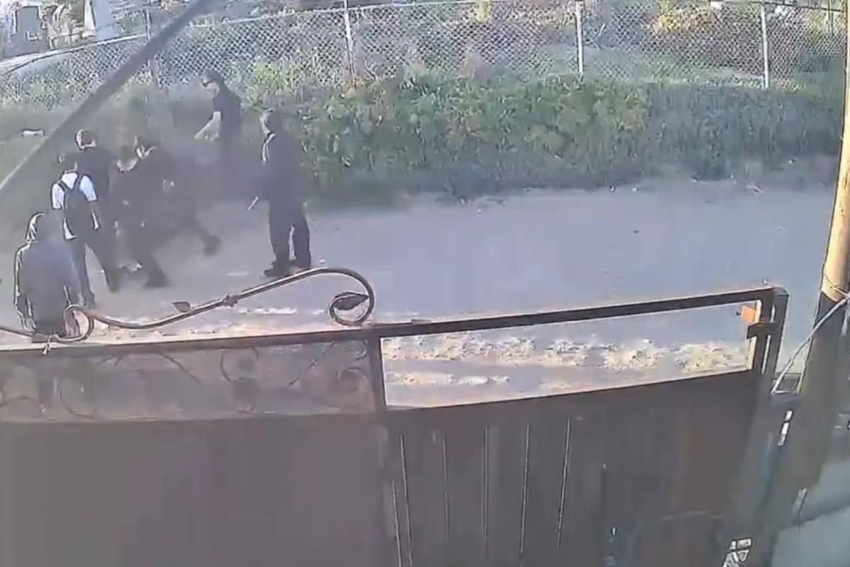 Pelea entre estudiantes del COBACH Rosarito deja a dos jóvenes lesionados