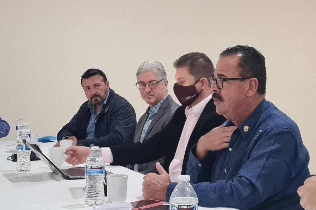 Propone Mario Escobedo coordinación a organismos empresariales de BC para no regresar a rojo