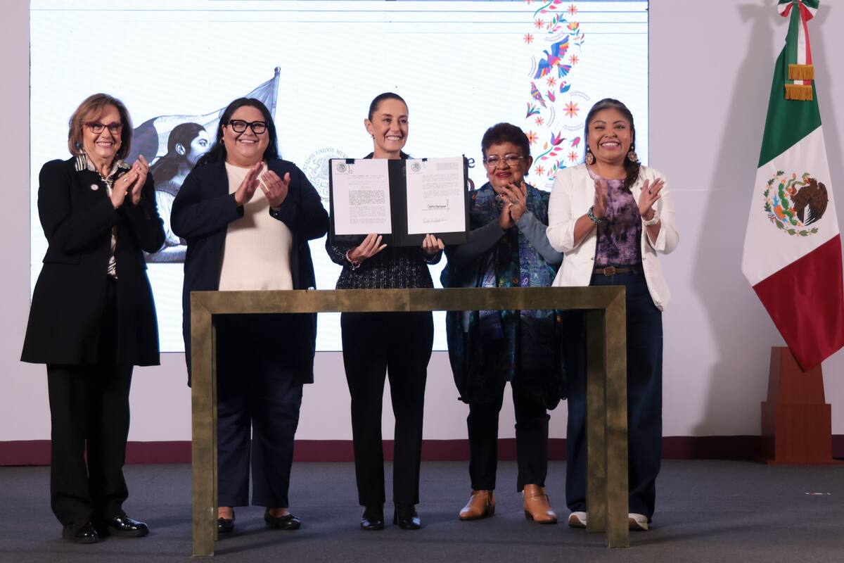 Claudia Sheinbaum firma decreto de Reforma de Igualdad sustantiva. | Crédito: Presidencia