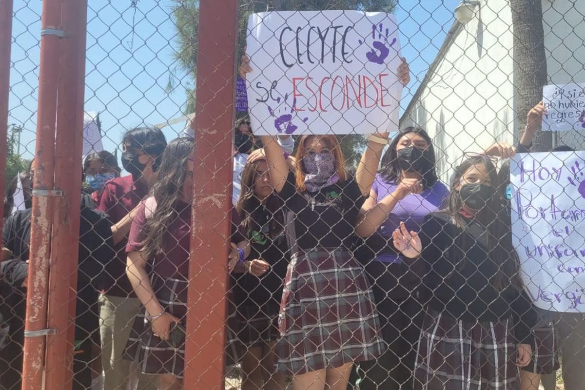 Protestan alumnos del Cecyte Florido por presunto acoso y hostigamiento