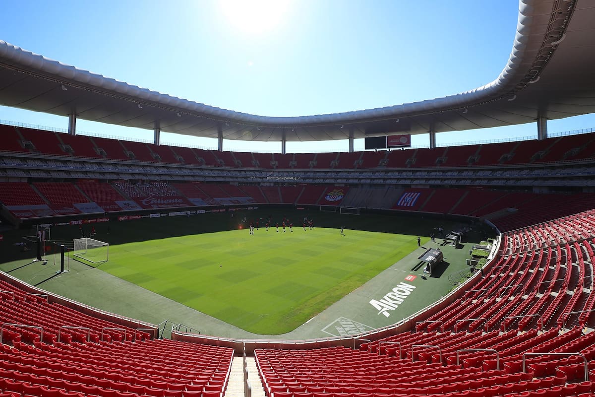 Chivas confirma que Clásico contra América se jugará con público en su estadio
