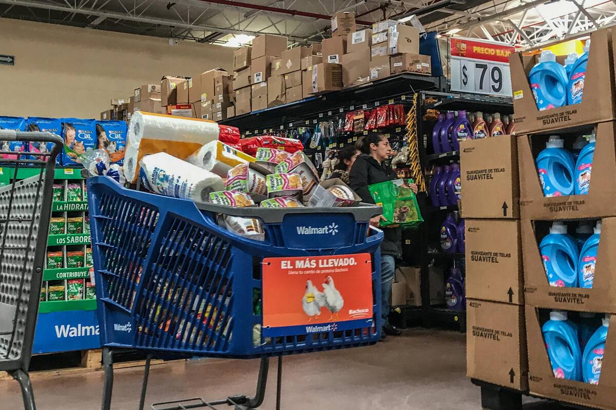 CEO de Walmart destaca aumento del consumo en México por programas sociales