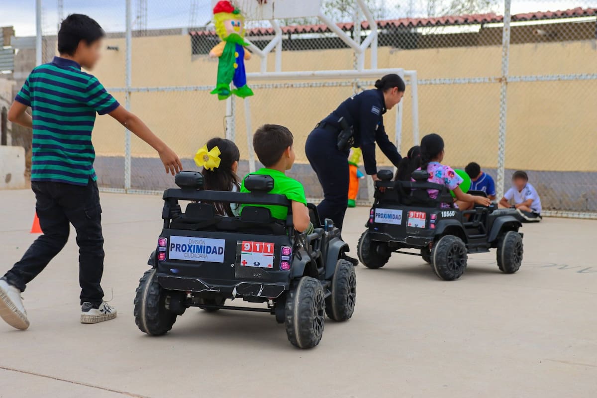 Prevención y proximidad de la Policía Estatal con niños del comedor Abrazando Sonrisas