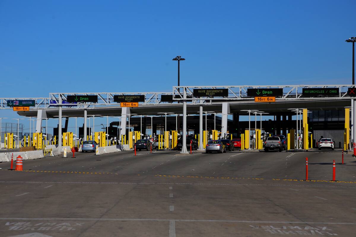 Prevén cierre parcial de frontera un mes más