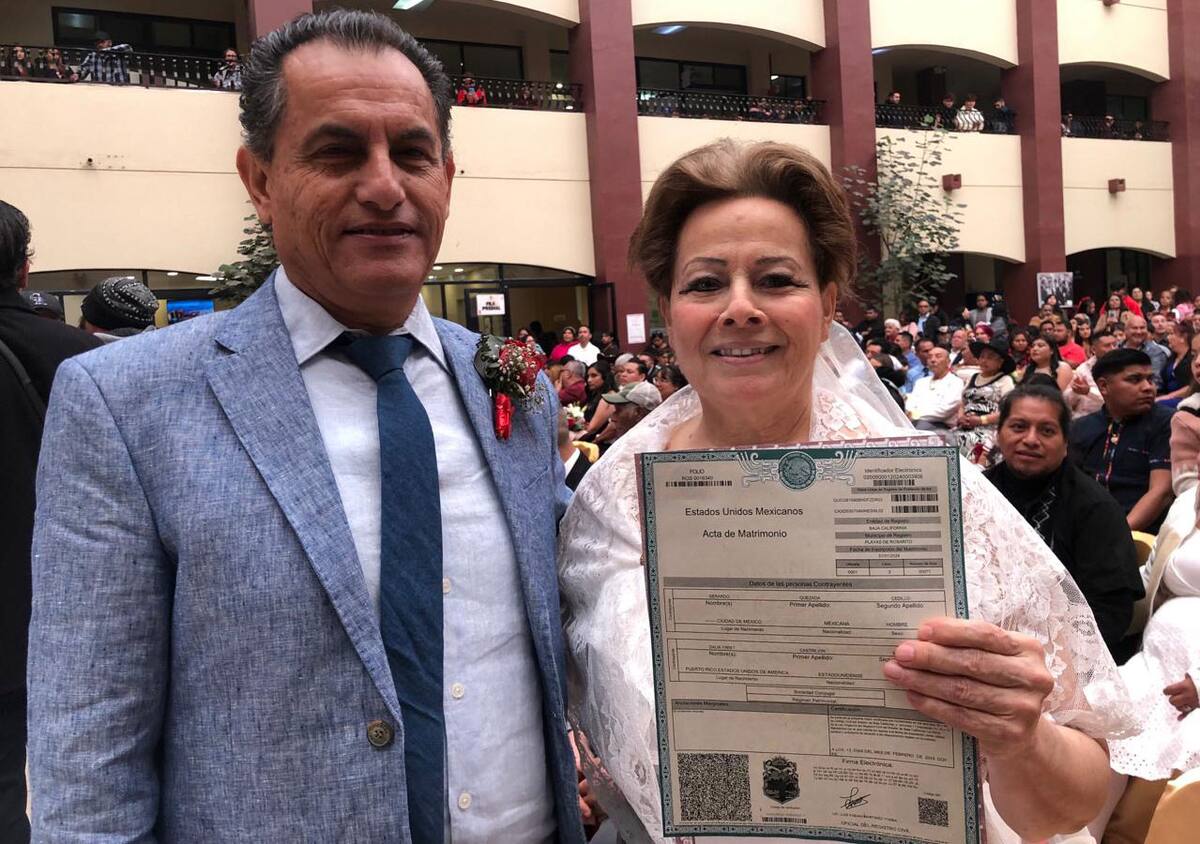 Dalia Yareth Castrejón de 70 años y Gerardo Quezada de 62 años se conocieron en una app de citas.