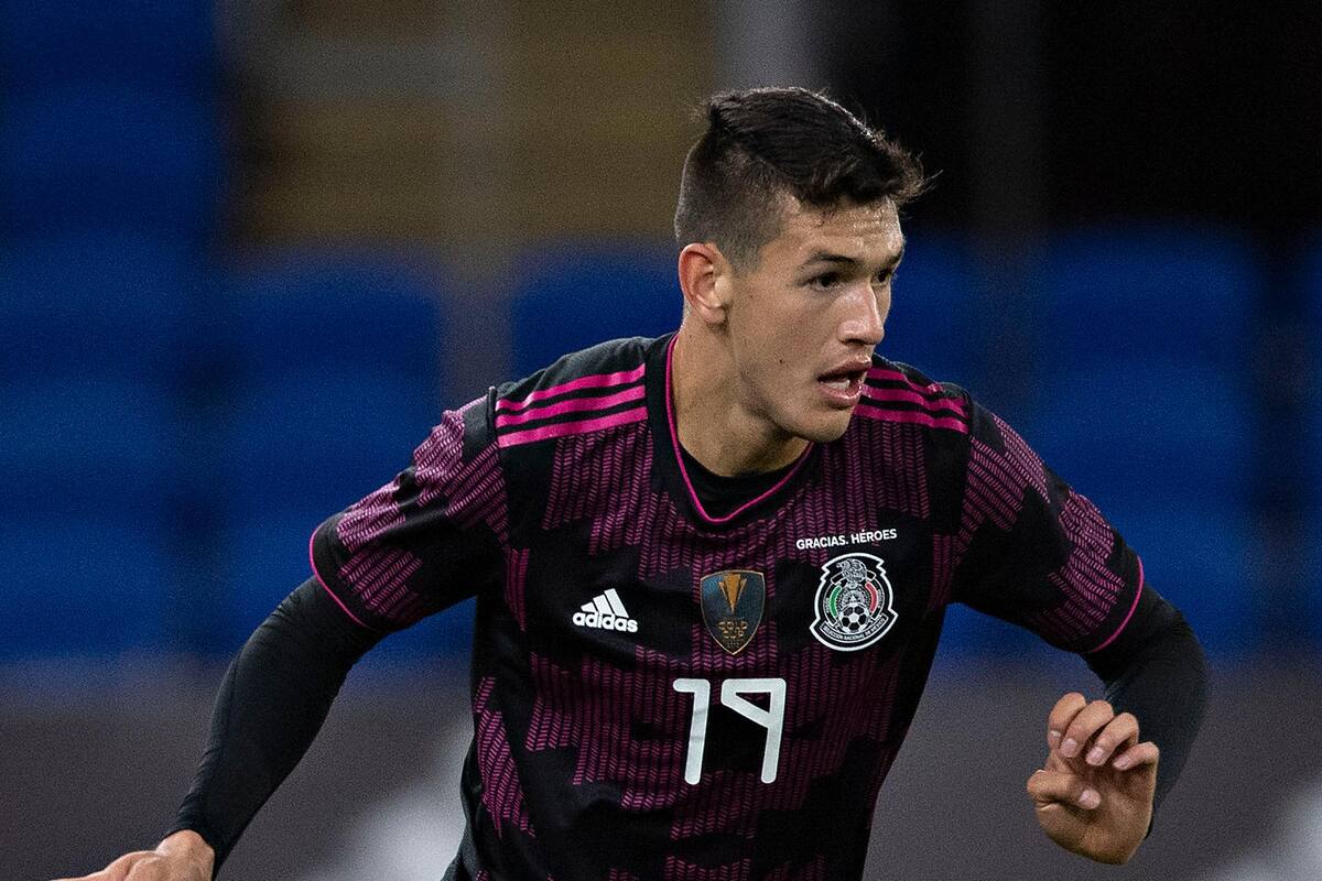 ¡Problemas en el 'Tri': César Montes se baja de Selección Mexicana tras dar positivo a Covid