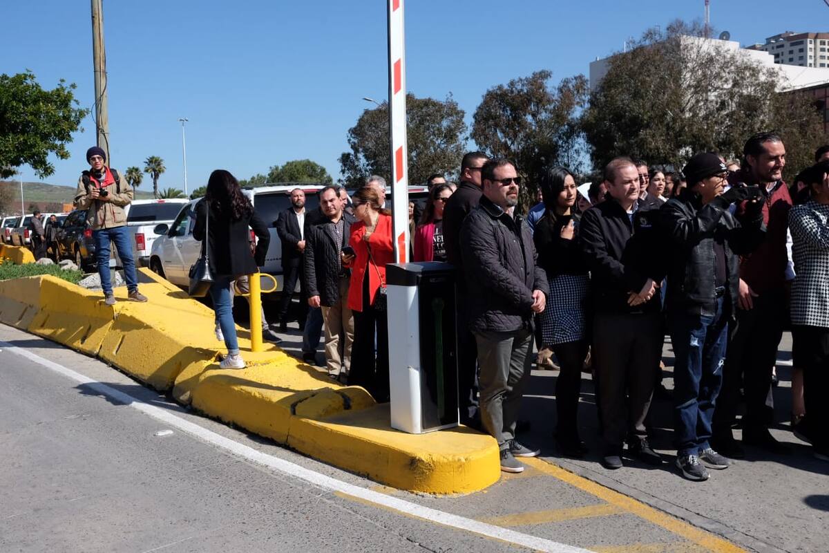 Inauguran en garita de SY carril de turismo de negocios