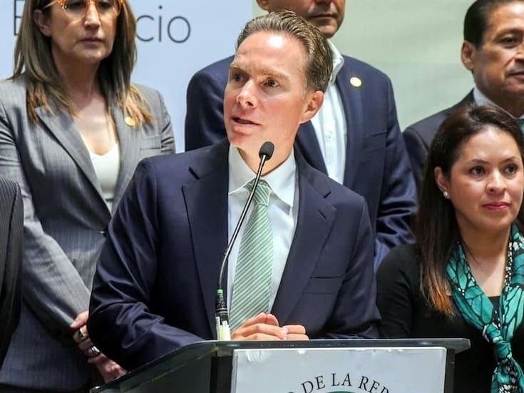 El PVEM aclara que las opiniones de Manuel Velasco sobre la reforma electoral no representan la postura del partido mientras se prepara la llegada de la iniciativa al Congreso y anuncia que analizará el proyecto antes de pronunciarse oficialmente