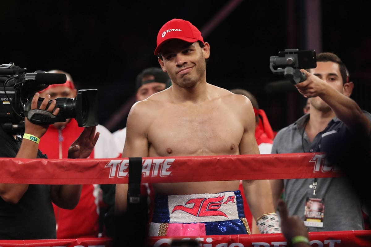 Julio César Chávez Jr. intentará ser campeón mundial otra vez antes de retirarse, según su padre