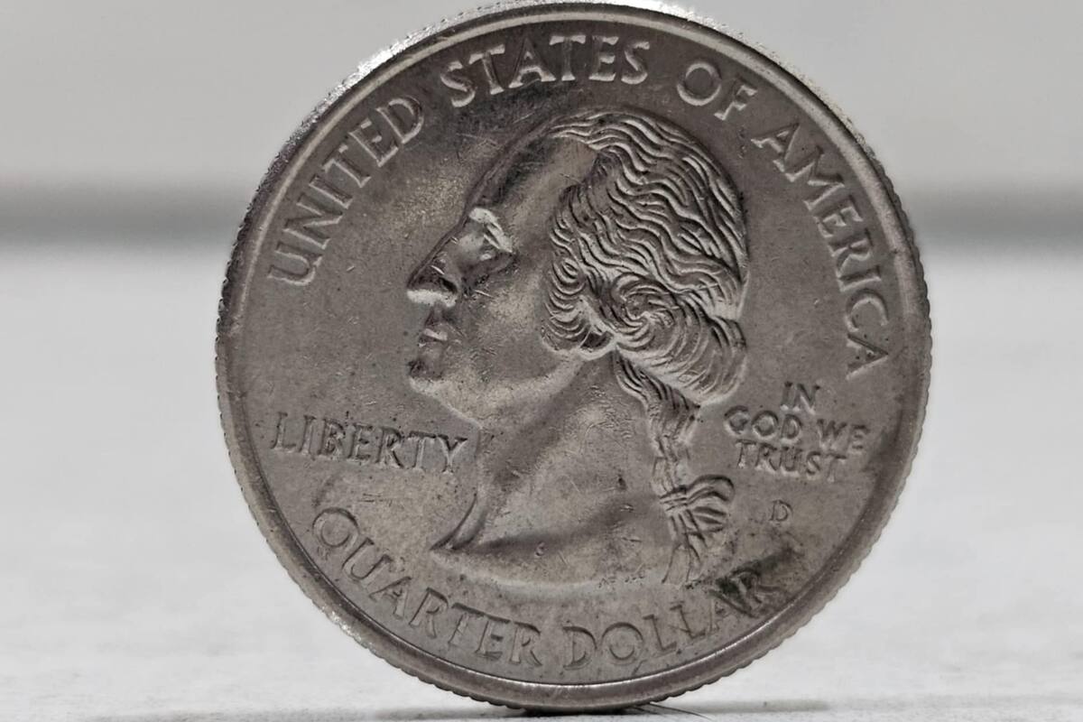 Moneda de 25 centavos de EU se vende hasta por 2 mil dólares, por este error