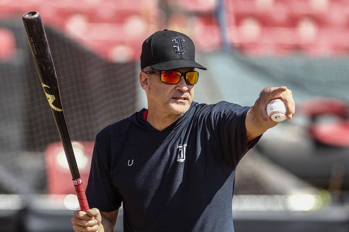 Suenan las ‘Mañanitas’ para Vizquel