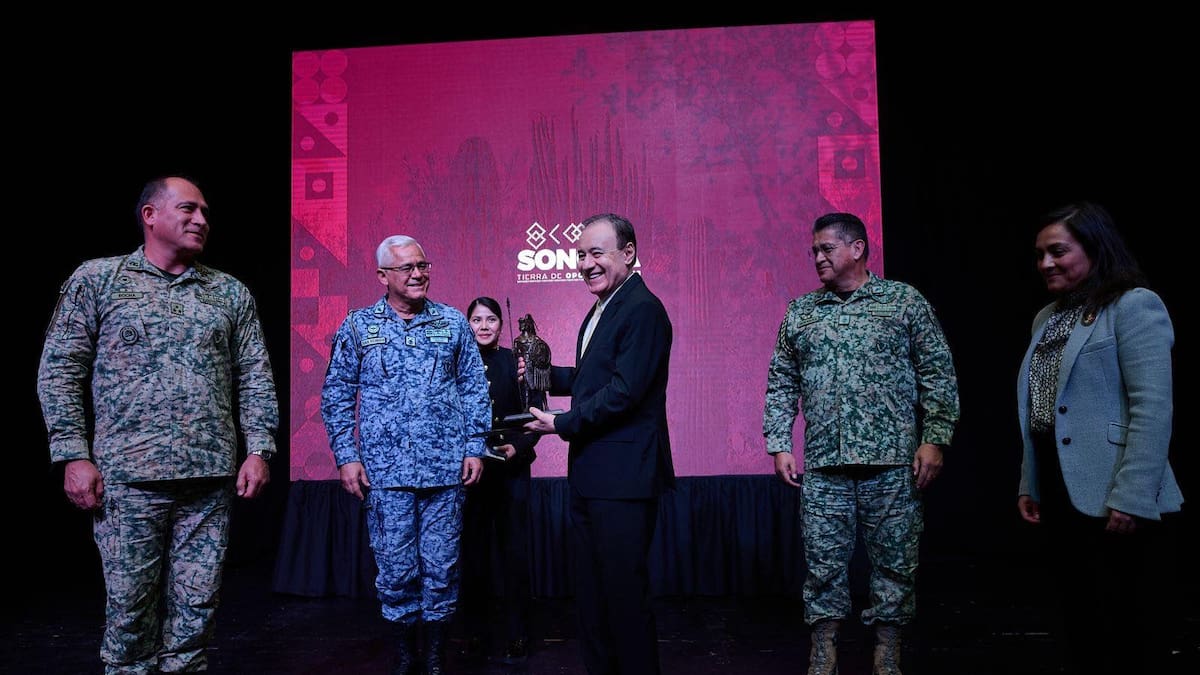 Presenta Alfonso Durazo el Plan Sonora de Energías Sostenibles ante el Colegio de Defensa Nacional