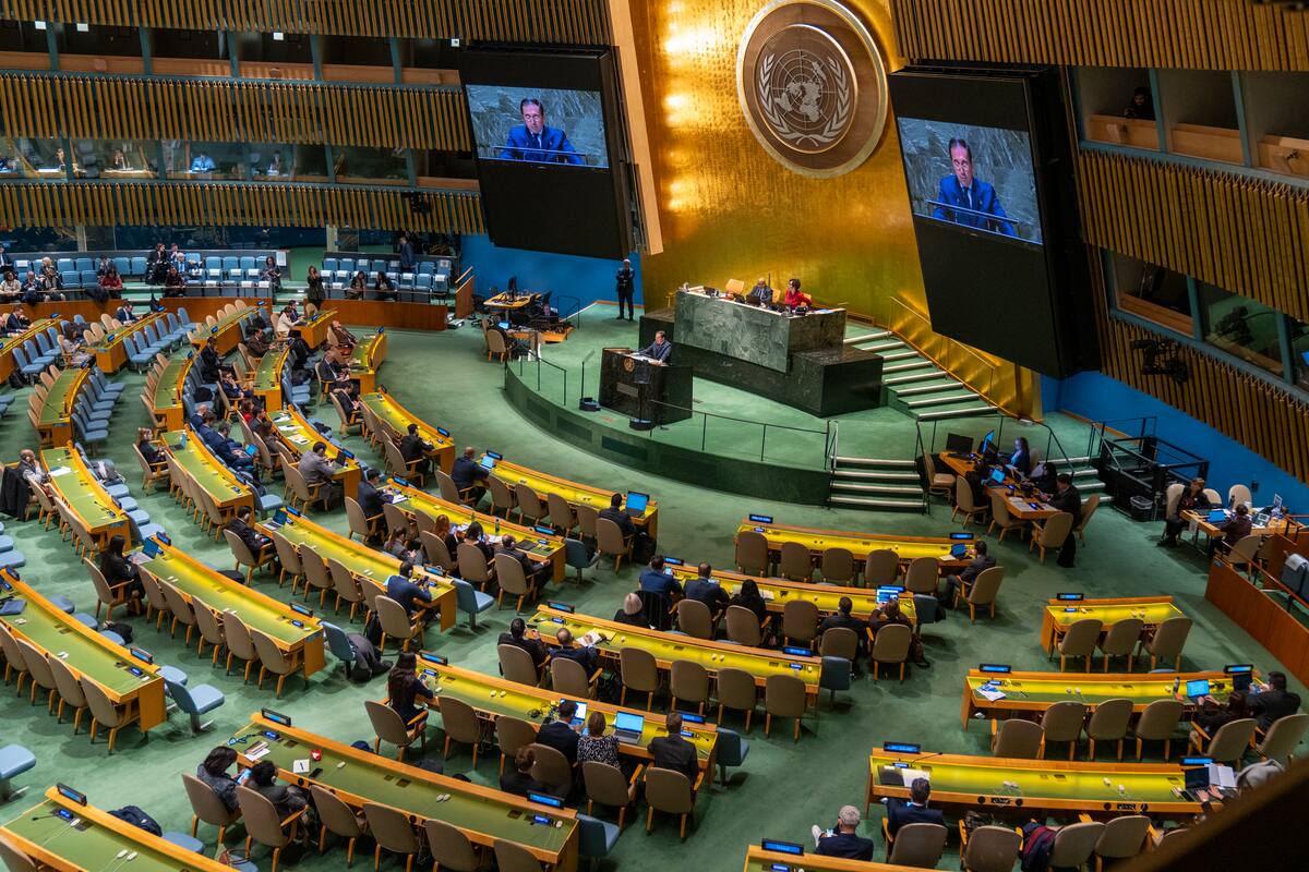 La ONU aprueba una resolución que exige a Rusia que retire inmediatamente sus tropas de Ucrania