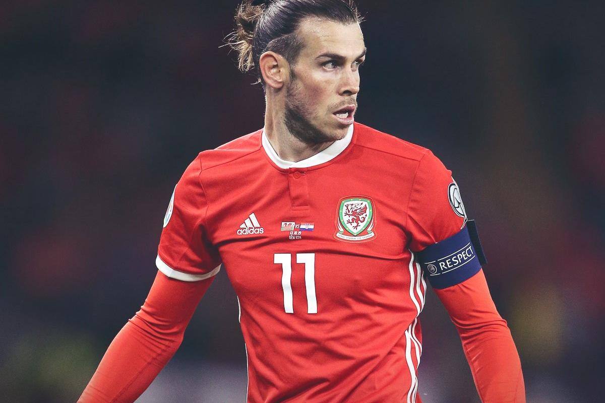 Gareth Bale, titular con Gales pese a "lesión"