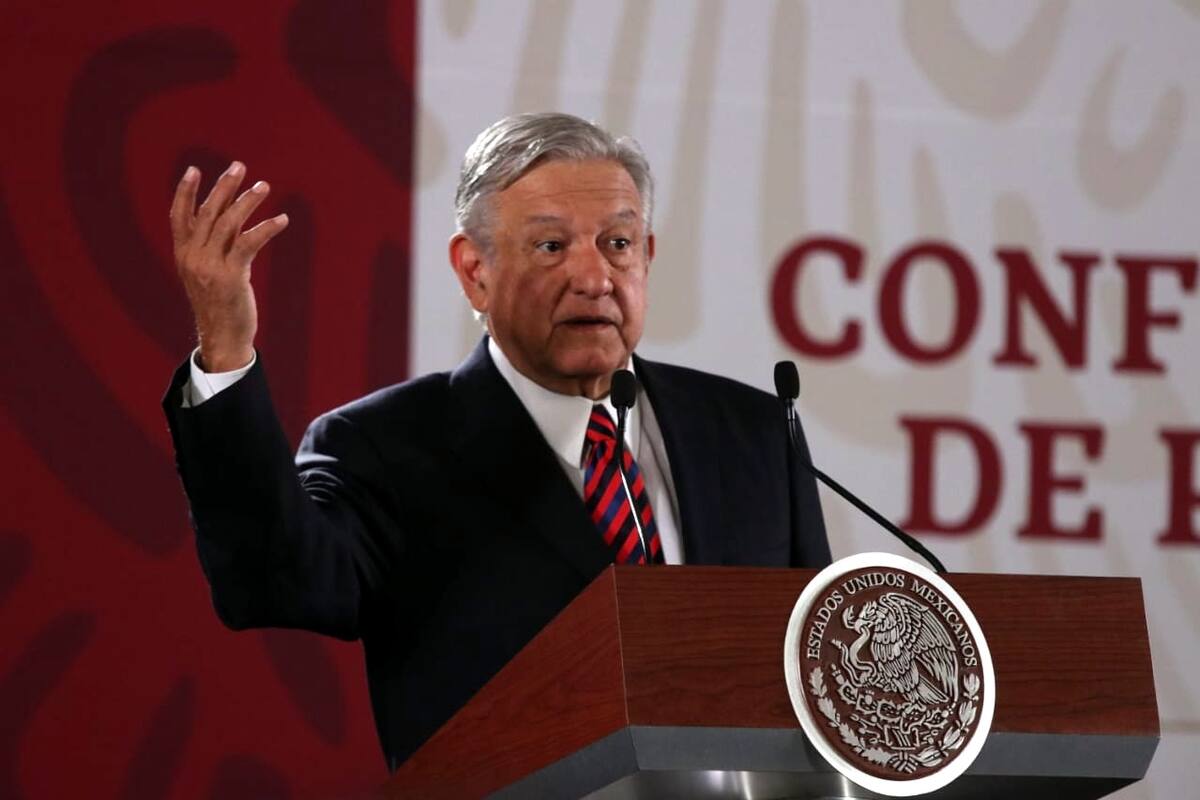 AMLO es denunciado por muerte de niño de 2 años con cáncer; acusan falta de medicamentos