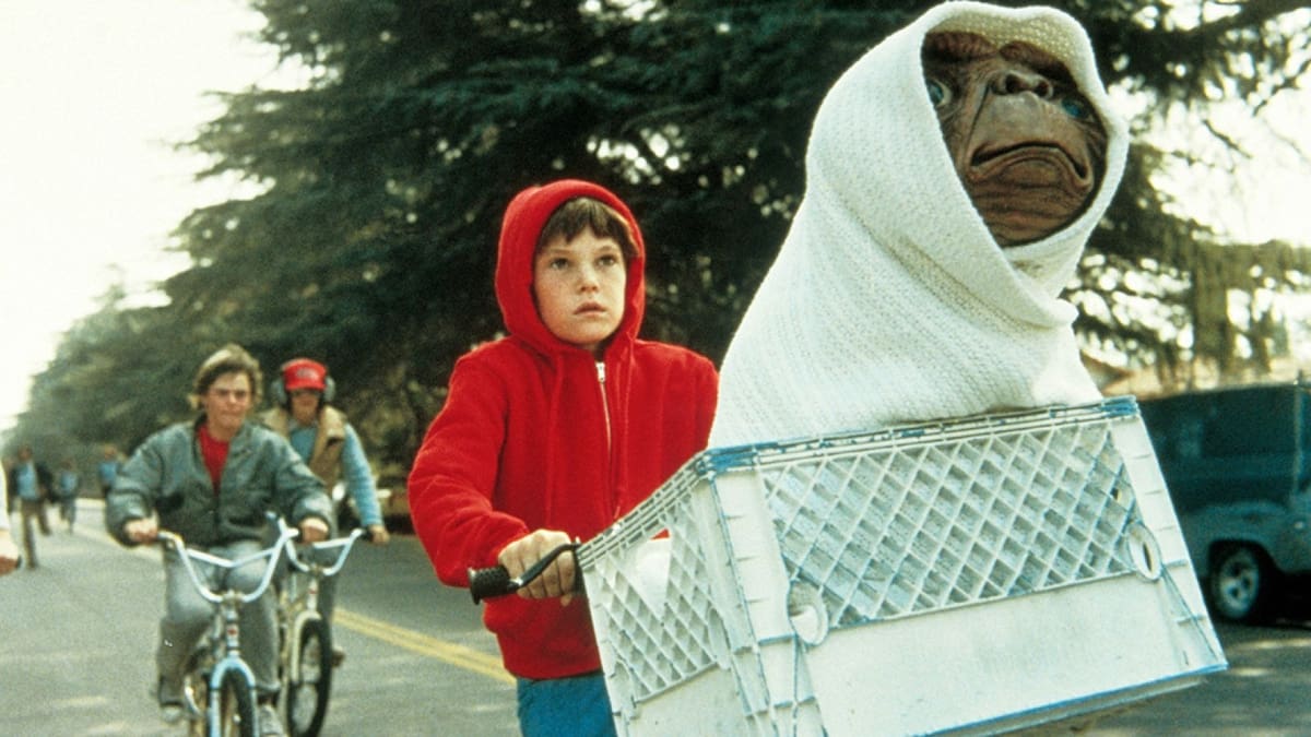 Un día como hoy, pero de 1982, fue el estreno de la película “E.T.”, dirigida por Steven Spielberg.