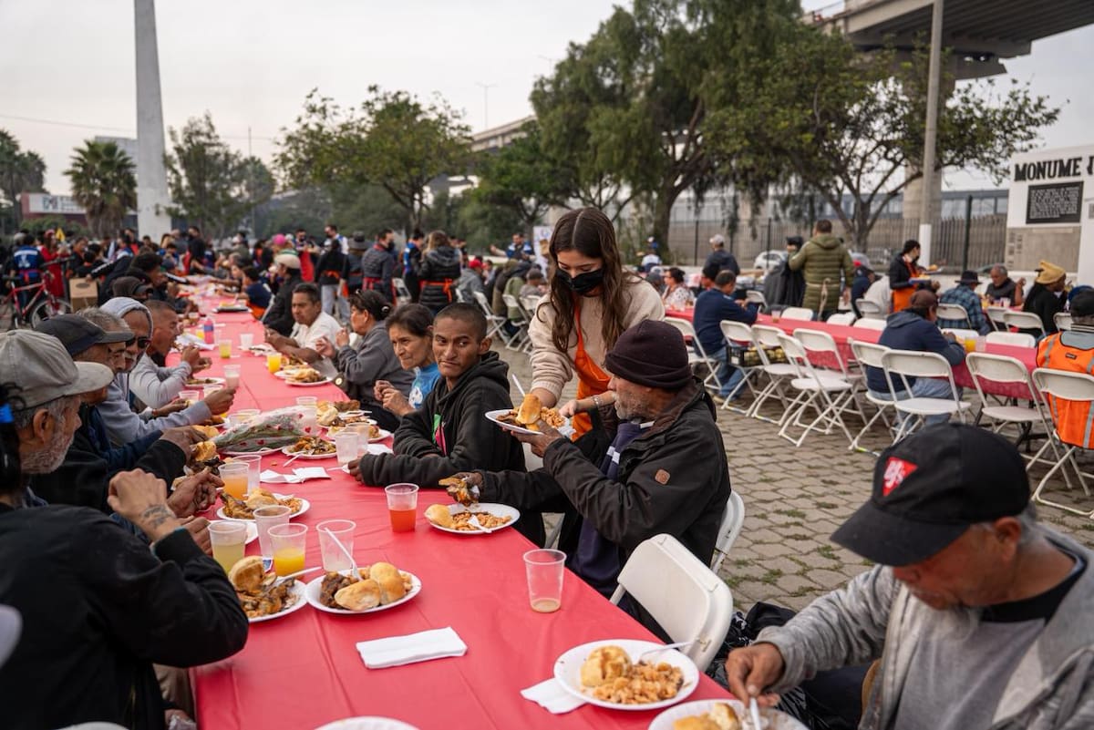 Esta jornada está dirigida a quienes no cuentan con un lugar donde pasar estas fechas. Foto : Border Zoom