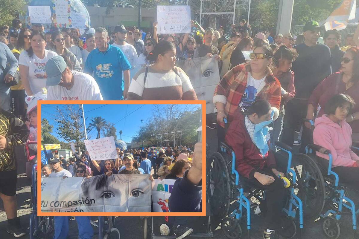 Hermosillenses realizan caminata de la discapacidad