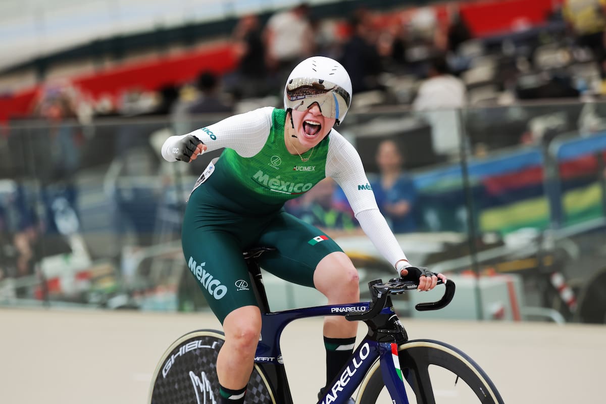 Yareli Acevedo, ciclista mexicana, se proclama campeona mundial en Chile