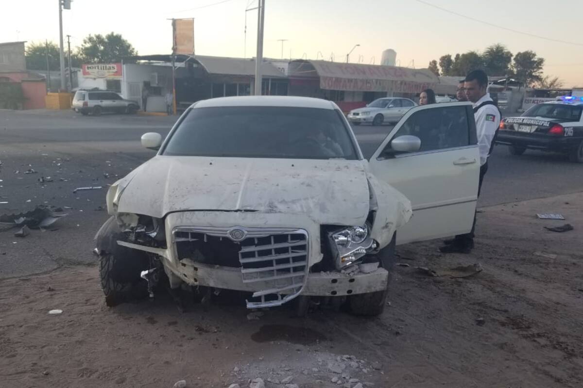 Ebrio choca contra una casa en SLRC