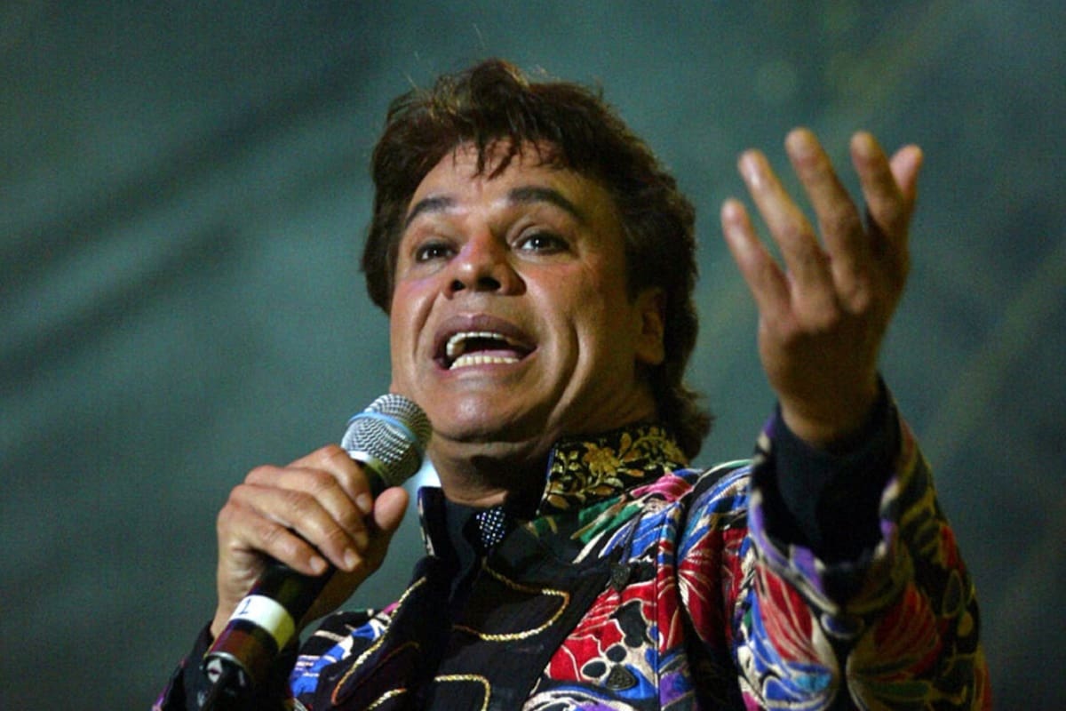 Internautas recuerdan a Juan Gabriel a cinco años de su muerte