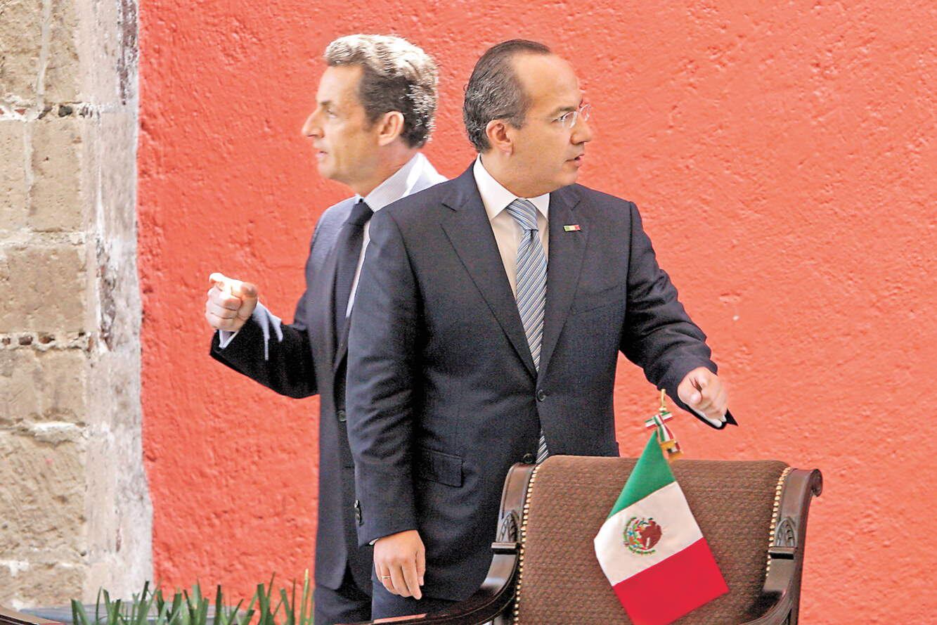 9 MARZO 2009 INFORMACION FOTO LUCIA GODINEZ .. EL PRESIDENTE DE MEXICO, FELIPE CALDERON Y EL PRESIDENTE DE FRANCIA NICOLAS SARKOZY, FIRMARON ACUERDOS DESPUES DE SOSTENER UNA REUNION PRIVADA CON SUS COMITIVAS EN PALACIO NACIONAL. POSTERIORMENTE OFRECIERON UNA CONFERENCIA DE PRENSA CONJUNTA.------40 CUADRATINES, COLOR