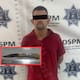 Dos asaltantes roban cigarros y dinero de tienda; uno es detenido