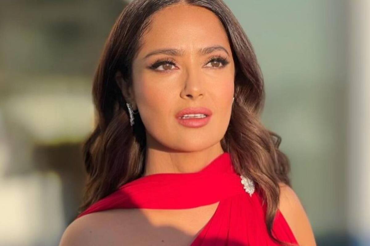 Salma Hayek y su espectacular vestido rojo que uso para los Golden Globes