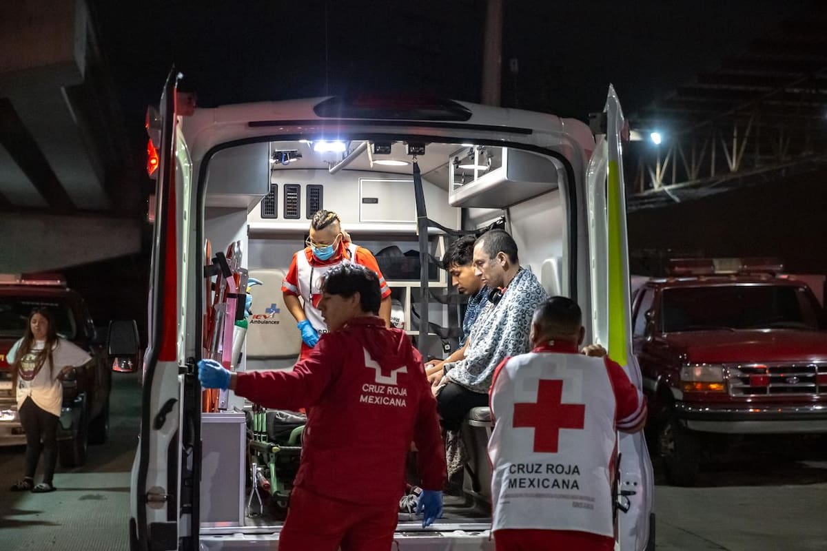 Atienden bomberos a tres por sobredosis