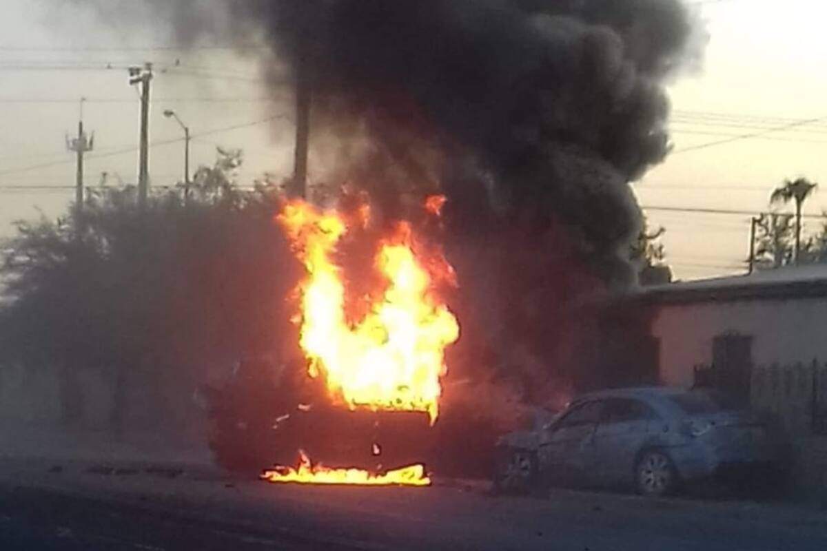 Camioneta vuelca y se incendia tras choque en SLRC