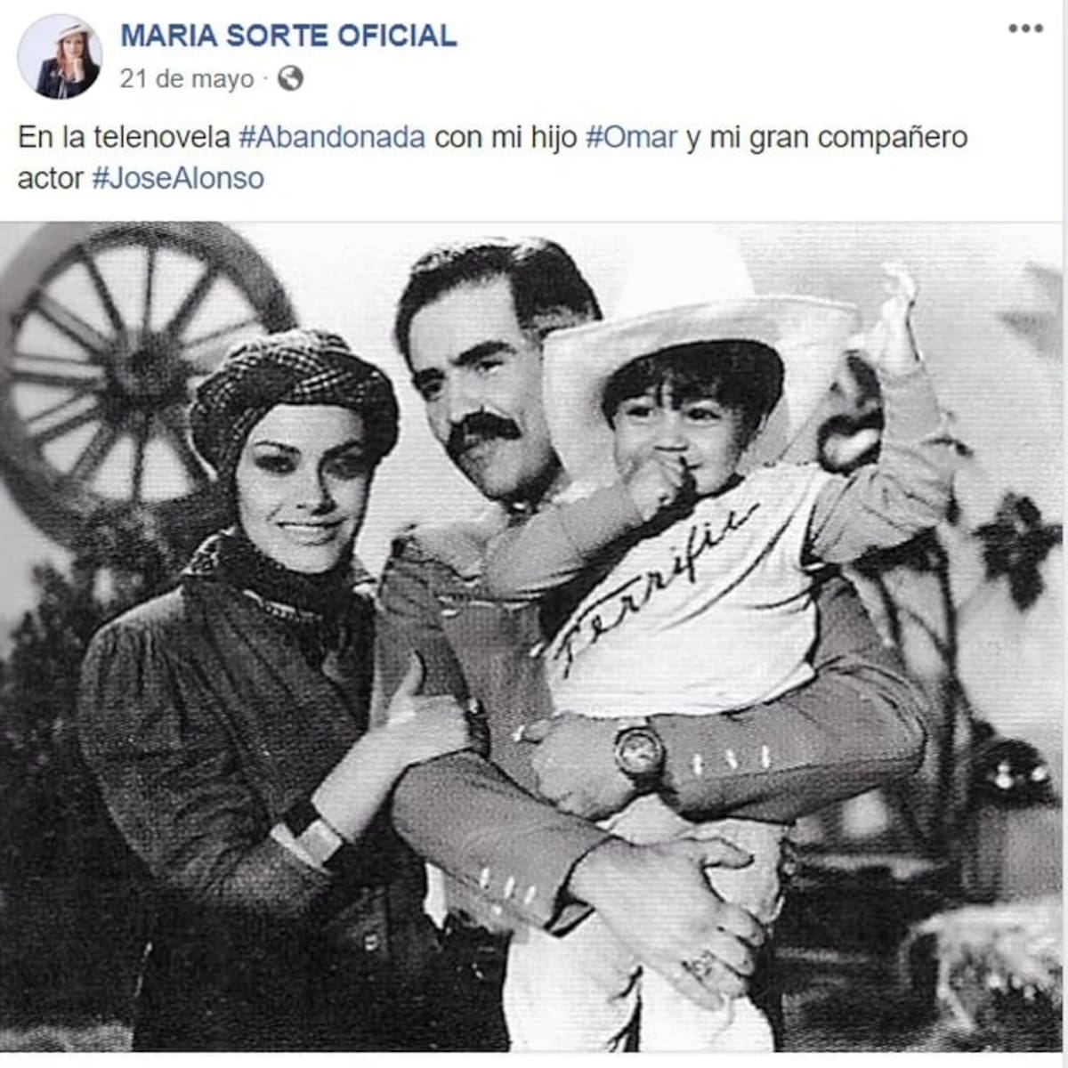 García Harfuch hizo su debut televisivo a sus 3 años en la novela "Abandonada", junto a su madre. | Facebook/MaríaSorteOficial