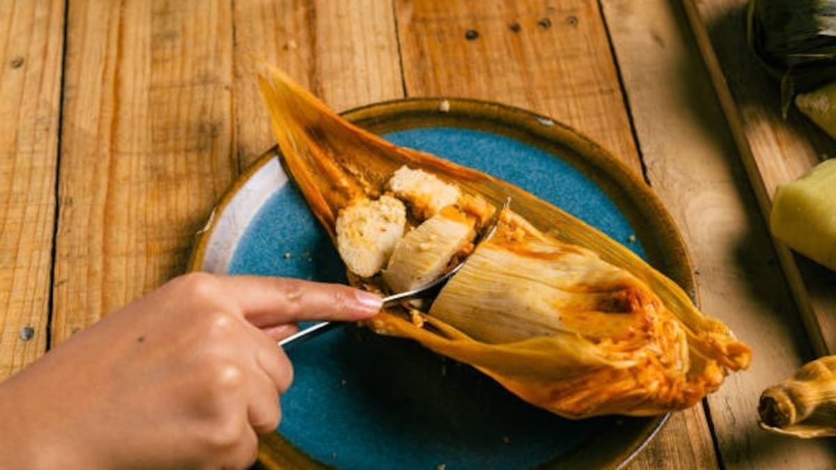 Colorado impulsa la “Ley Tamal” para legalizar la venta de comida casera de inmigrantes y abrir la puerta a negocios de tacos, burritos, pupusas y enchiladas