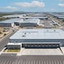 El mercado industrial mexicano suma 4 millones de metros cuadrados ocupados en 2026, pero la absorción neta cae 15% y la vacancia sube a 5.5%, en un escenario donde crece la disponibilidad de espacios