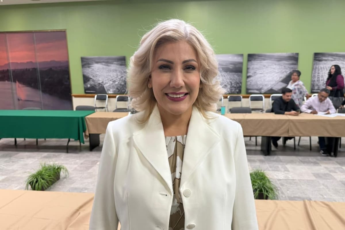 Claudia Santacruz asume como alcaldesa interina tras licencia de Javier Lamarque