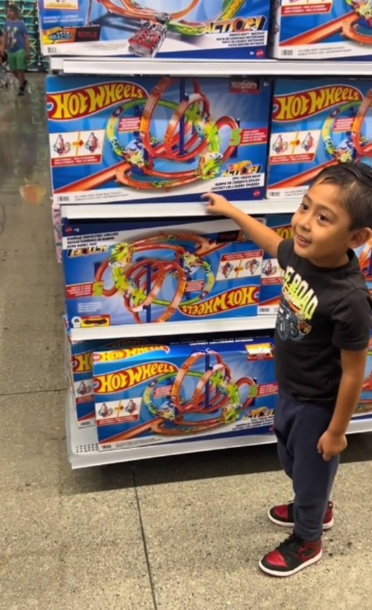 Hijo de Camila.