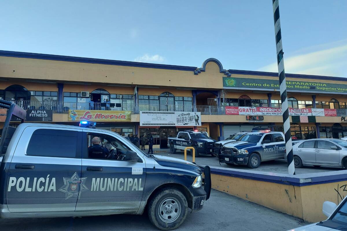 Ejecutan a hombre en barbería de Villa Fontana en Tijuana