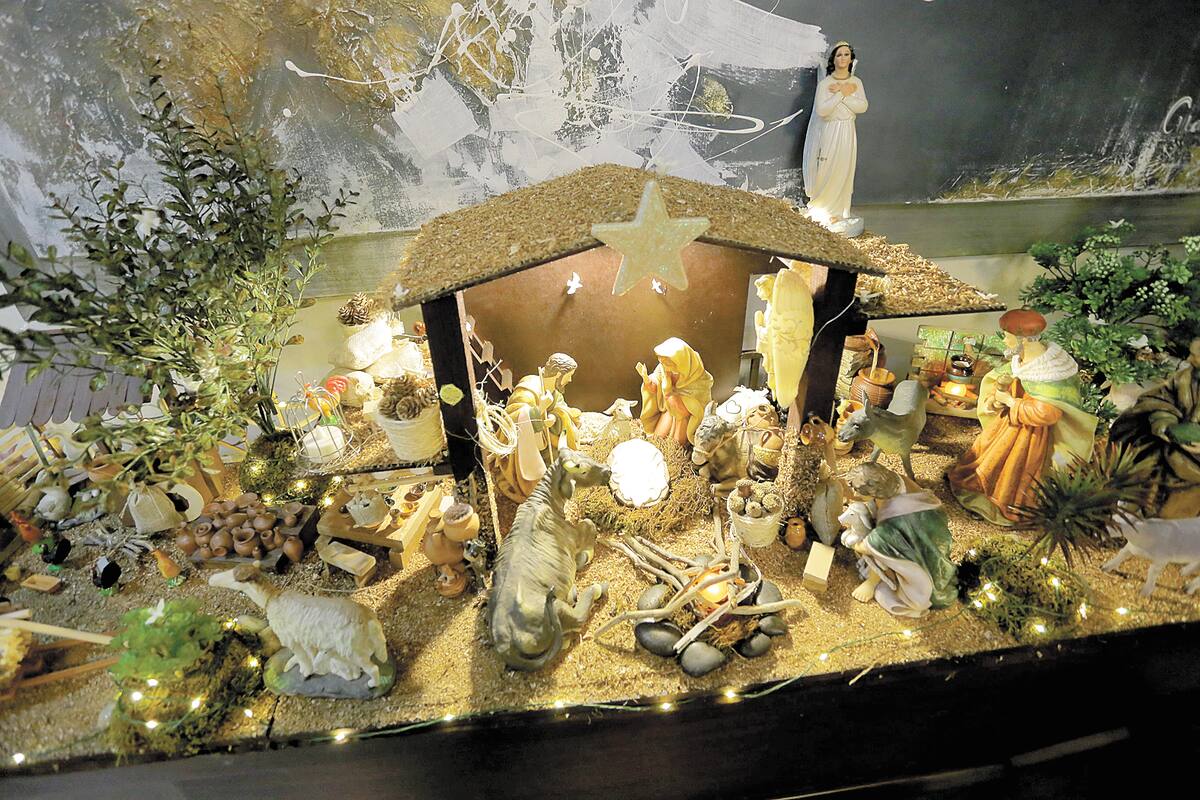 Crea Nacimiento a escala
