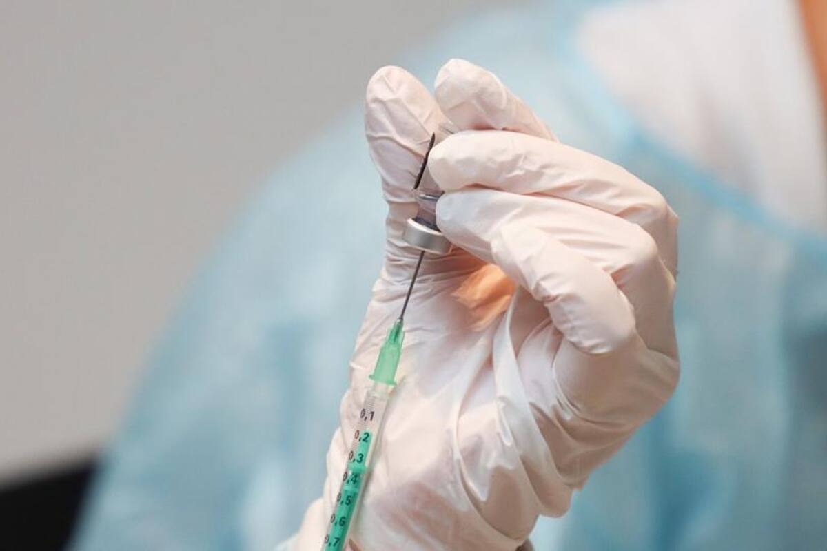 Próxima semana arranca segunda dosis de vacuna Pfizer para trabajadores de la salud y de AstraZeneca para adultos mayores: AMLO