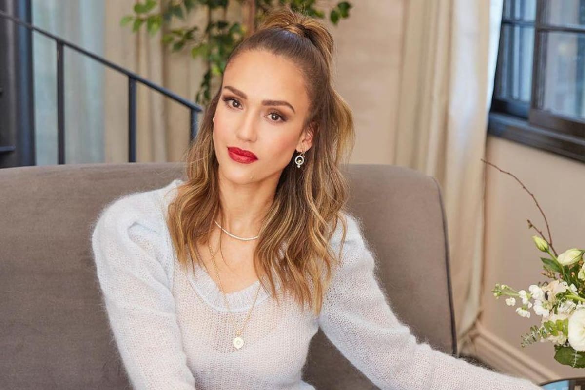 ¿Qué ocasionó el retiro de la actriz Jessica Alba en la cumbre de su carrera?