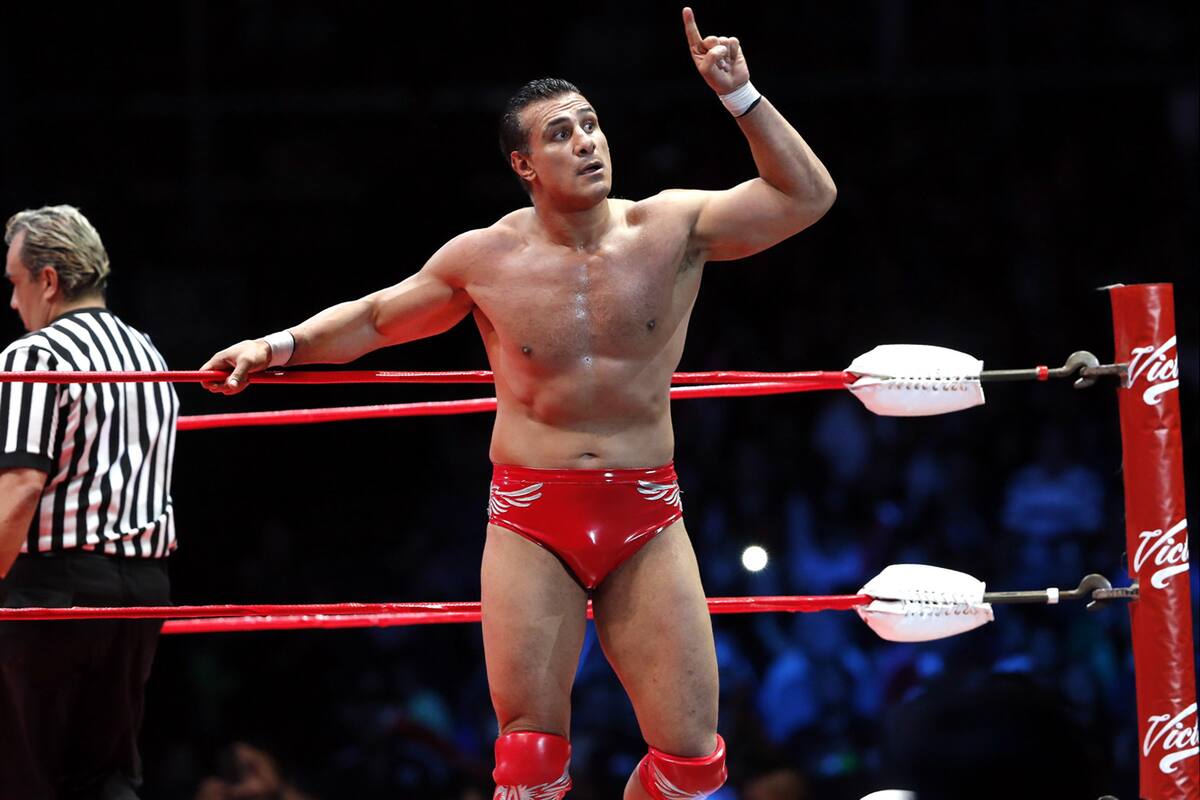 ¡Como patrón! Alberto del Río abre nueva era en la lucha