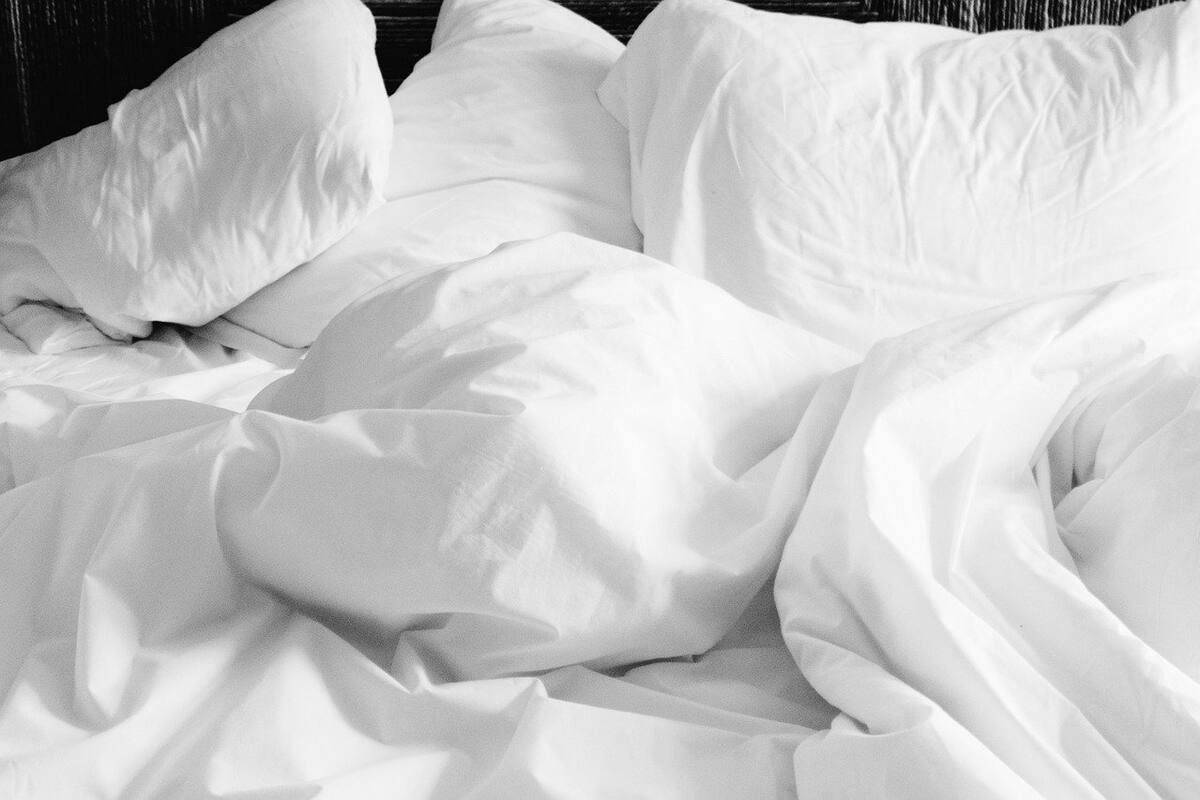 Detienen a hombre de 35 años acusado de irrumpir en recámara de una menor, tocarla y huir