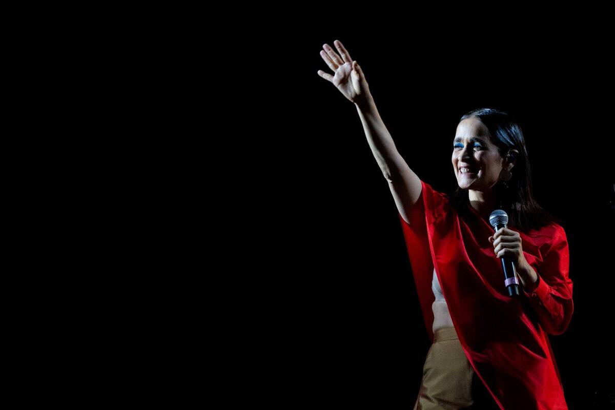 Julieta Venegas lanza en versión piano y voz dos temas de su disco ‘Tu historia’