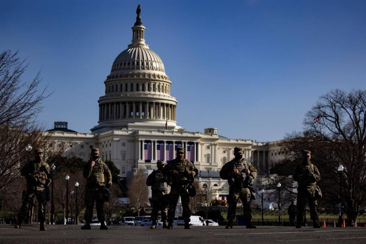 FBI detienen a exfuncionario de Donald Trump por asalto al Capitolio